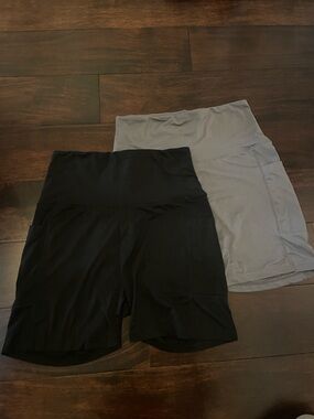 High-Waist Women’s Active Shorts - Black & Gray